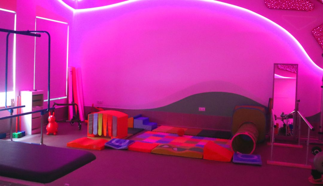La Fundación del Lesionado Medular estrena sala de neurorrehabilitación pediátrica