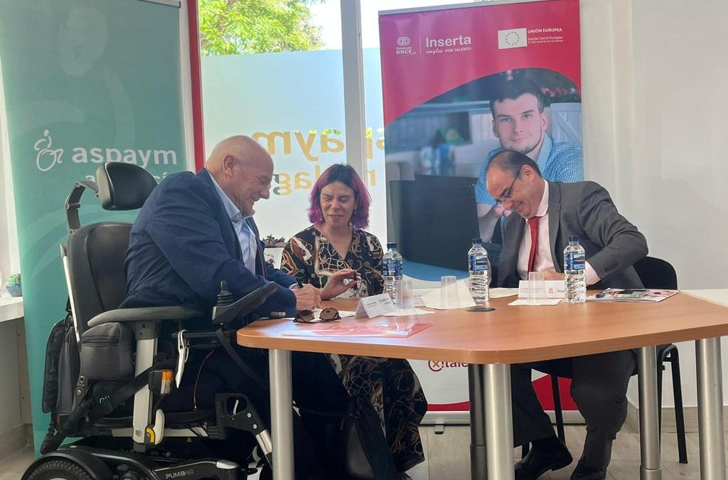 ASPAYM Andalucía e Inserta Empleo firman un convenio por la inclusión laboral de personas con discapacidad